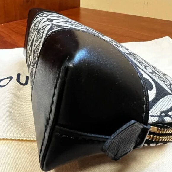 Louis Vuitton Jacquard Since 1854 Cosmetic Pouch PM Grey - Picture 14 of 14